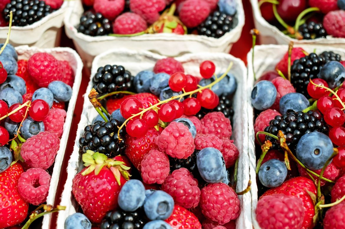 Nutrient-Dense Low-Glycemic Superfruits