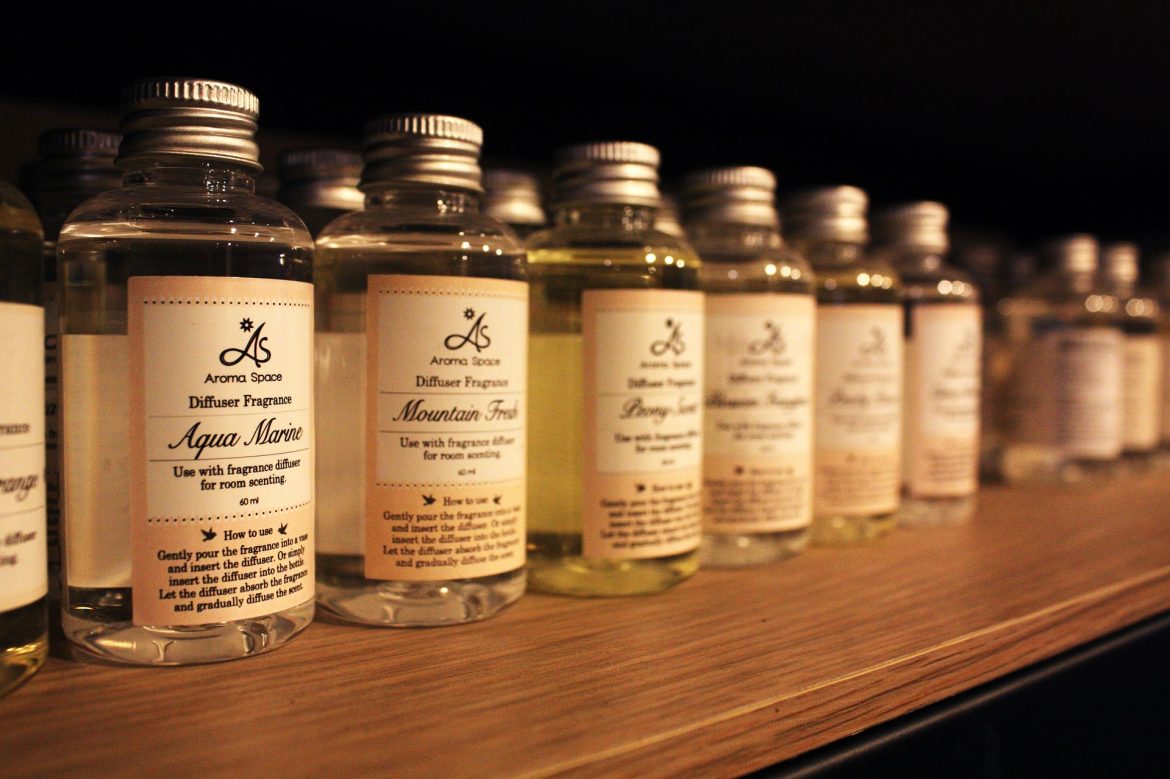 Dos & Don'ts Safety Guidelines for Essential Oil Use