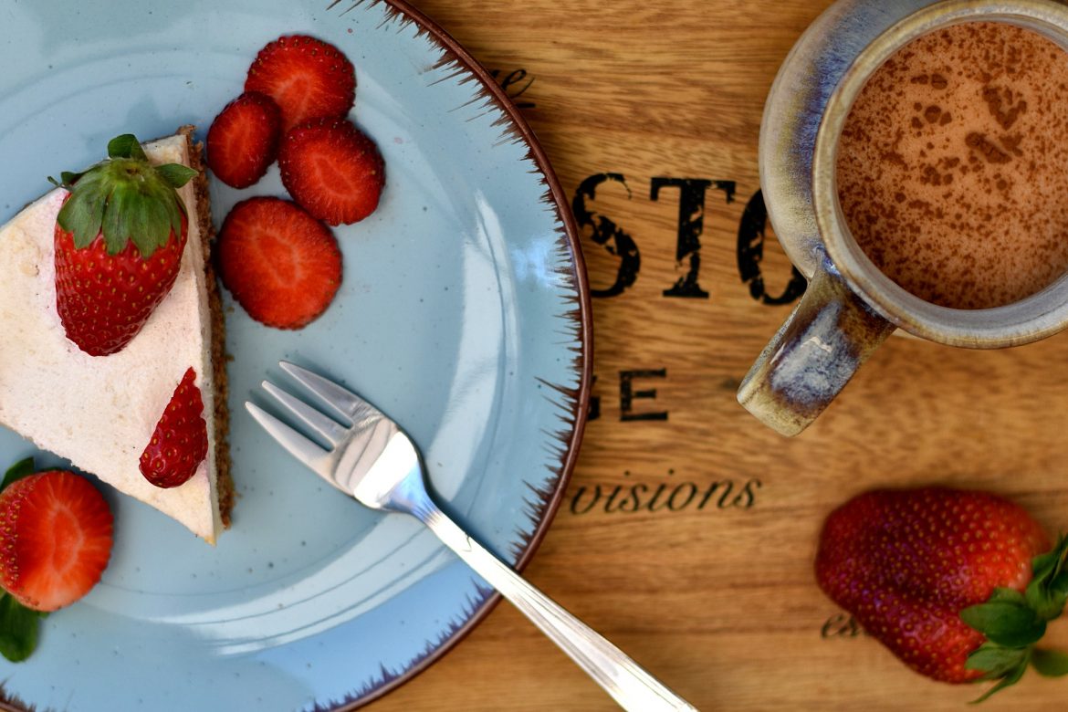 paleo strawberry cheesecake